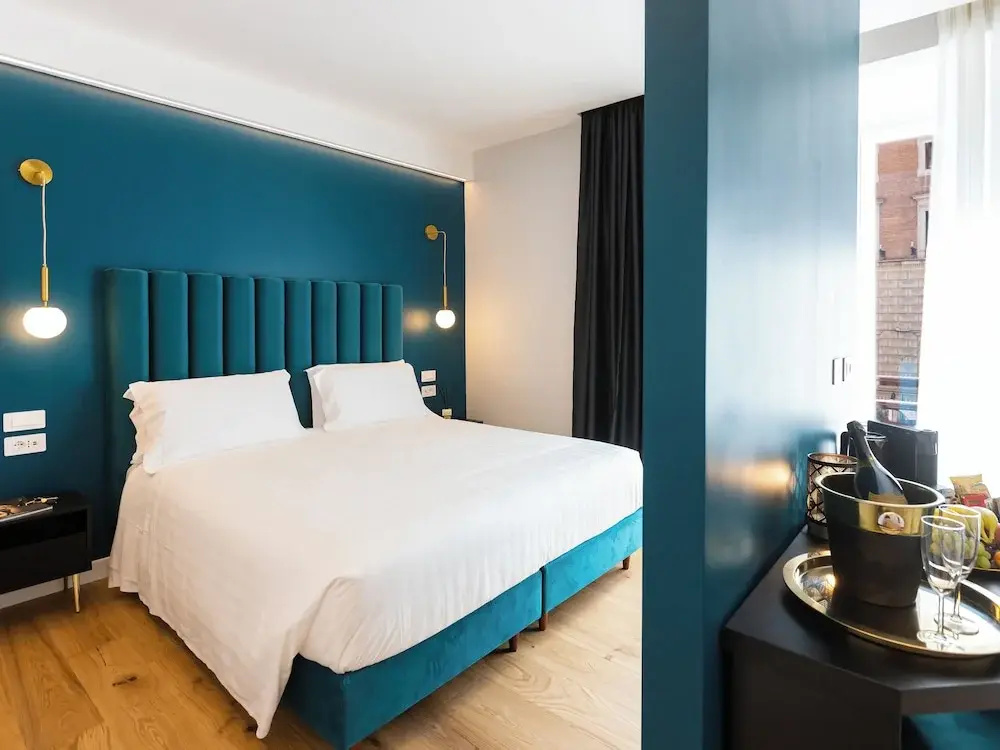 Regola Luxury Relais
