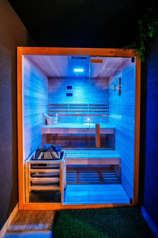 Penthouse Luxury Suite
