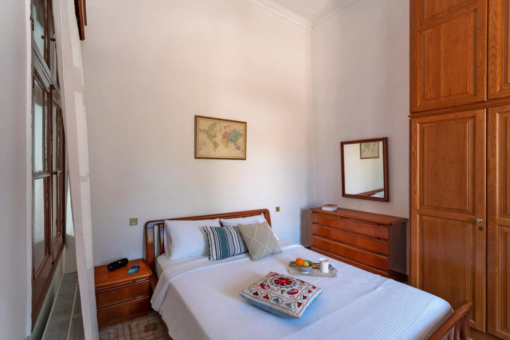 Traditional 3 bedroom house in the Old Town
