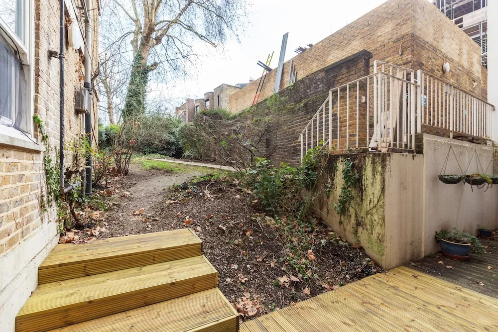 Beautiful 2 Bedroom Garden flat