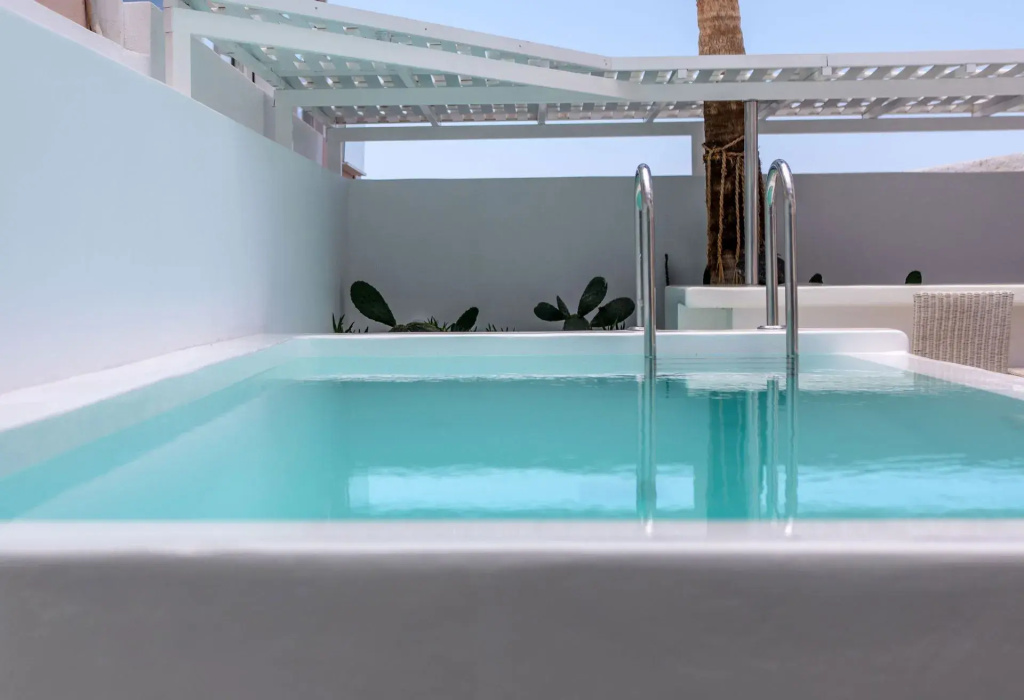 Luxury Heavens Santorini