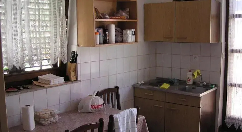 Apartments Jelekovac