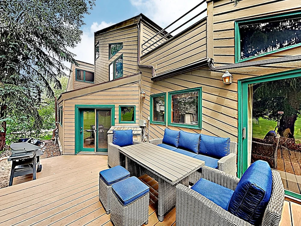 New Listing! Mountain-view Gem W/ Private Hot Tub 4 Bedroom Duplex