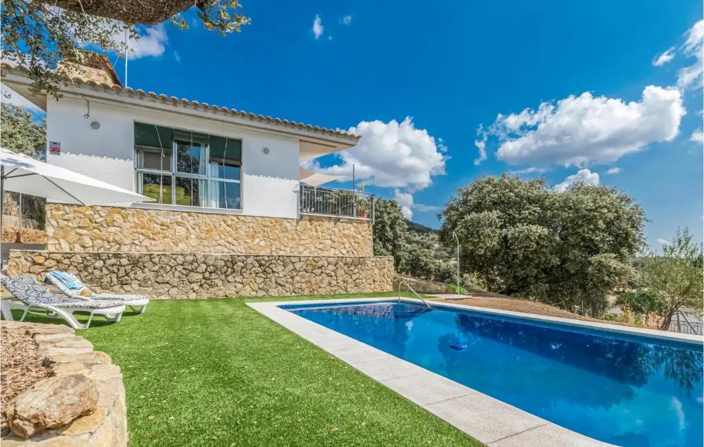 Pet Friendly Home In Villaharta