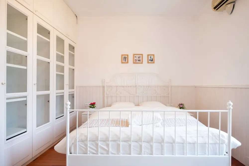 Stunning 4BR Apart in Sagrada Familia