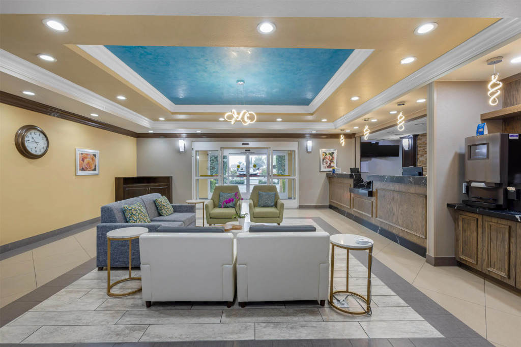 Best Western Plus Wasco Inn & Suites