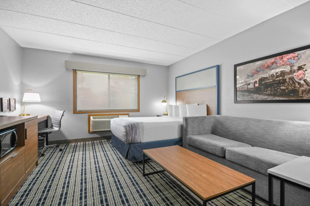 AmericInn by Wyndham Virginia