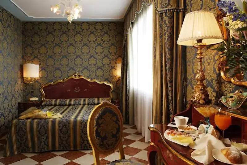 Venice Hotel Villa Dori