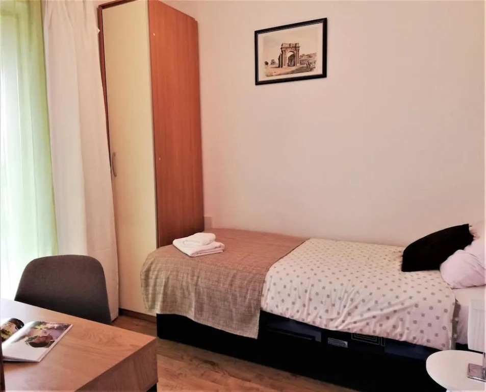 House With 4 Bedrooms in Bale, With Wonderful City View, Enclosed Garden and Wifi Near the Beach