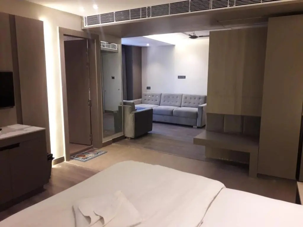 Hotel The Legend