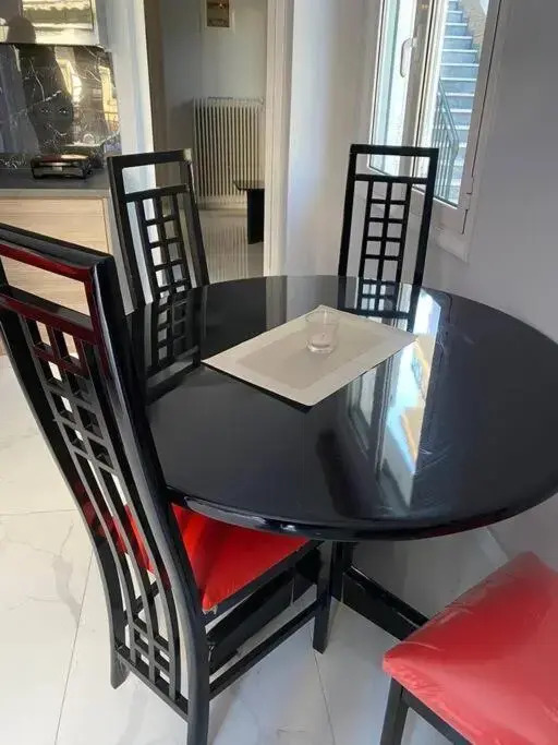 luxury apartment 11' from Athens center
