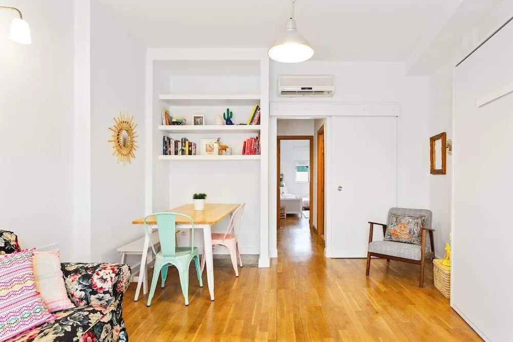 Lovely 1bed Apt, Sleeps 5 nr Puente de Vallecas
