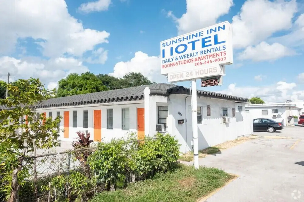 Sunshine Inn Motel