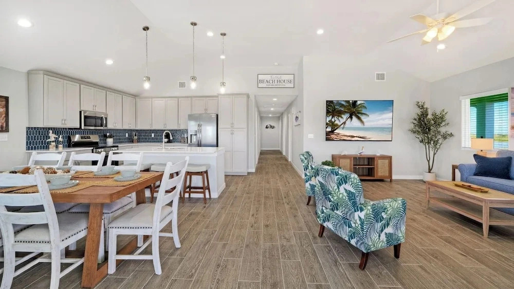 Twin Ponds Beach House by Avantstay Private Pool + Firepit + Boat Parking Nature Preserve + Mins to Beach