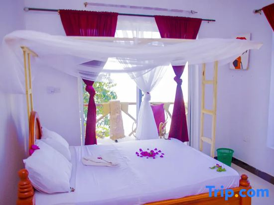 Room Nas: Right Side Sea View 2nd Flat with 2 Guests