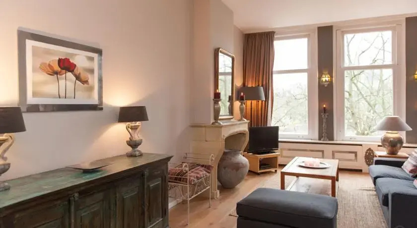 Cosy Canal View apartment