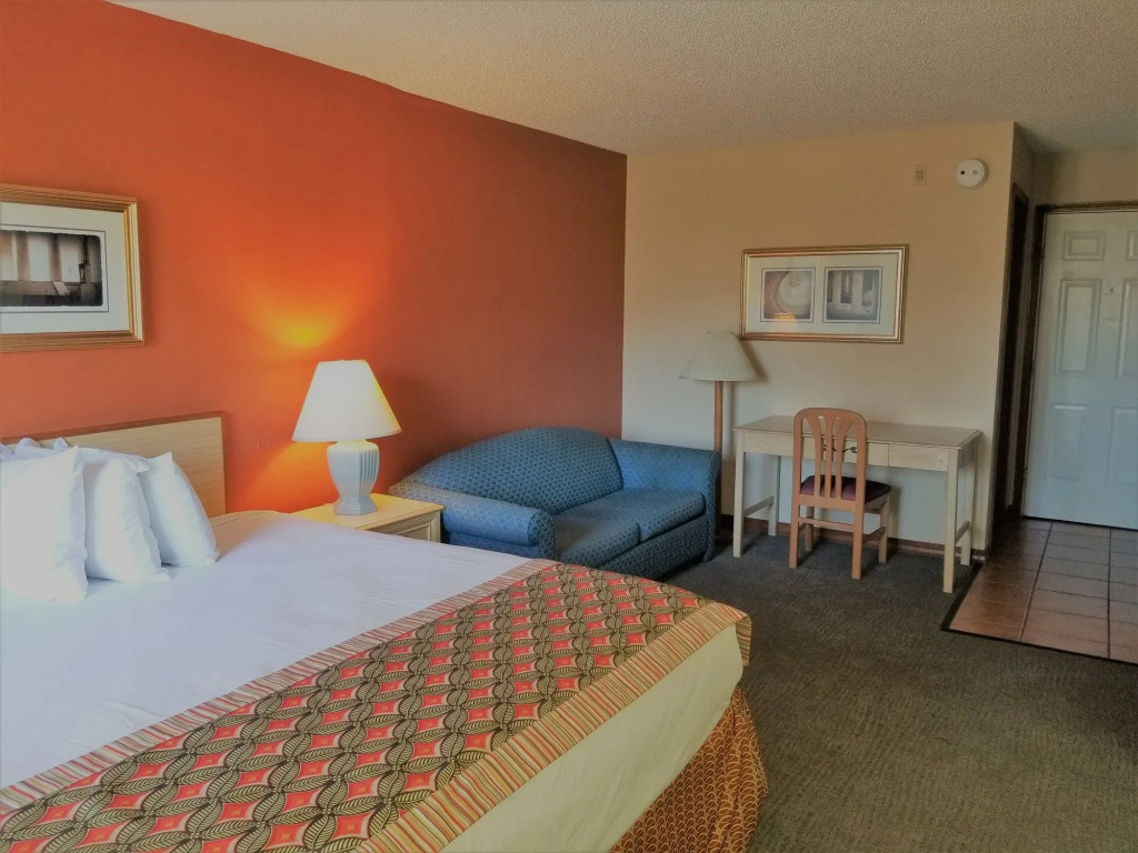 Hospitality Inn - Jacksonville