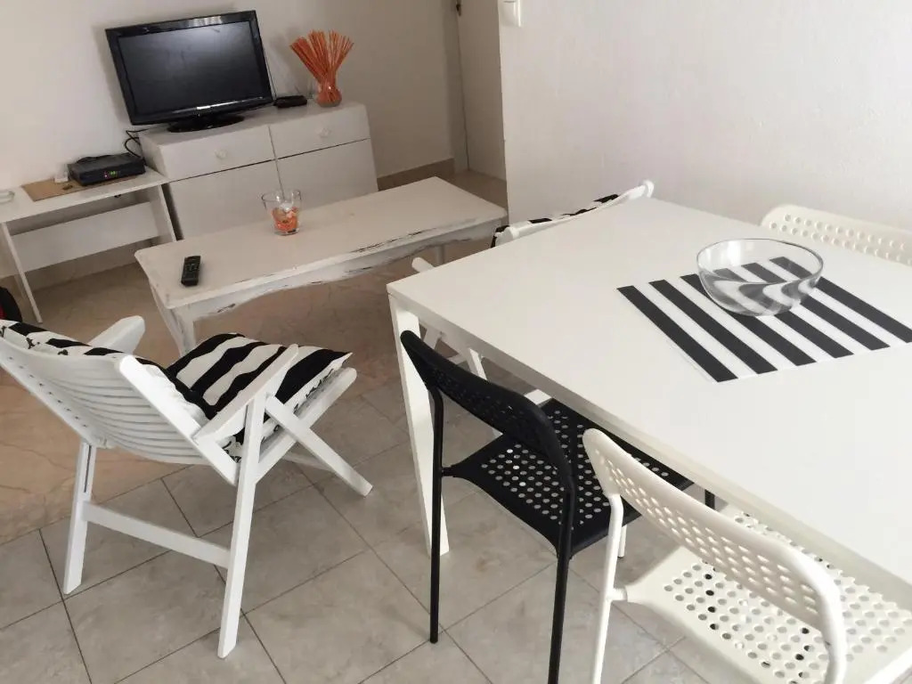 Apartments Villa Karme Brela