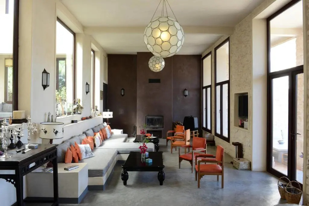 Villa Azir