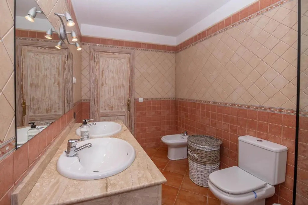 HolidayVilla Volcan - BBQ , Pool , Garden, rural by Holidays Home