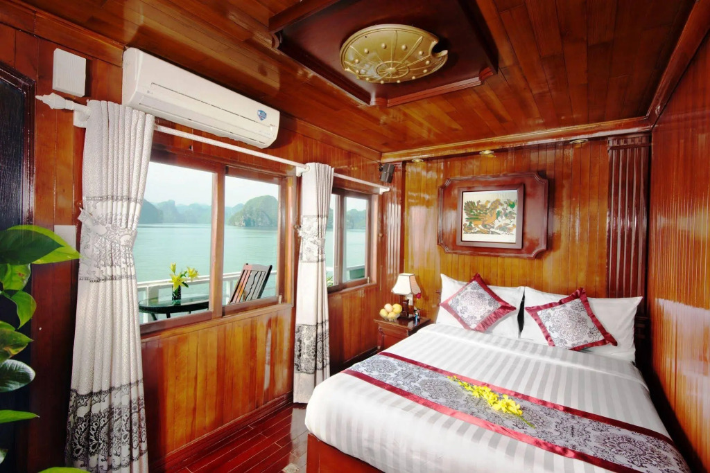 Scorpion Cruise