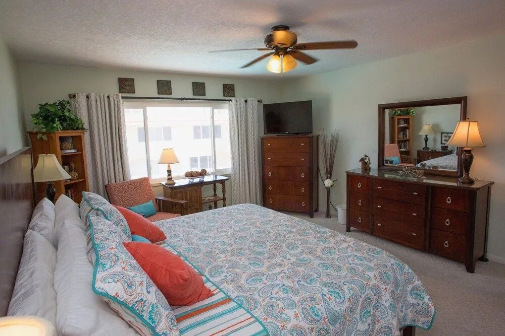 Win-San A-213 - 2 Br Condo