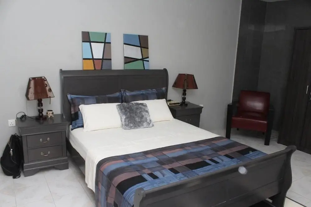 Rose Leat Elegant Bed & Breakfast