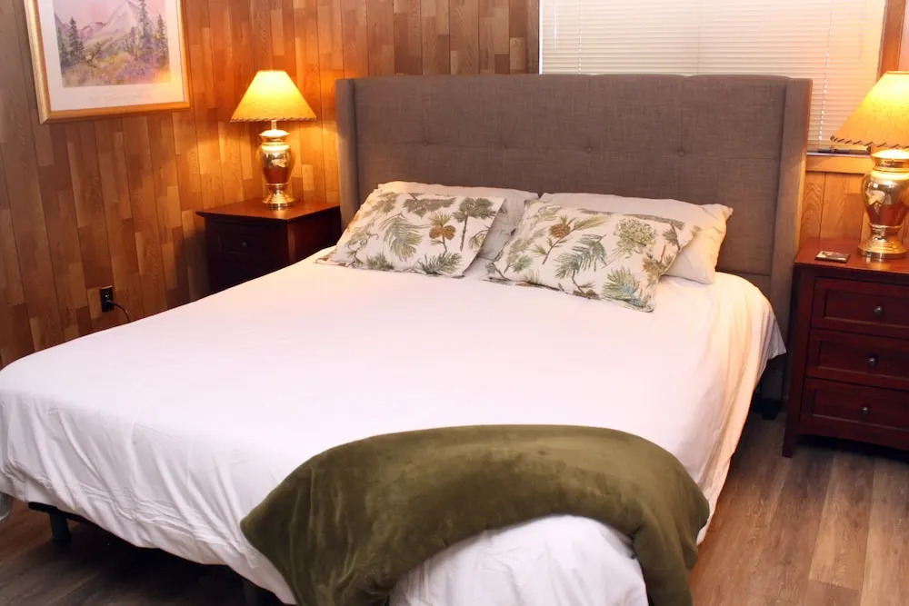 Black Bear Crossing - Pet Friendly - Newly Remodeled