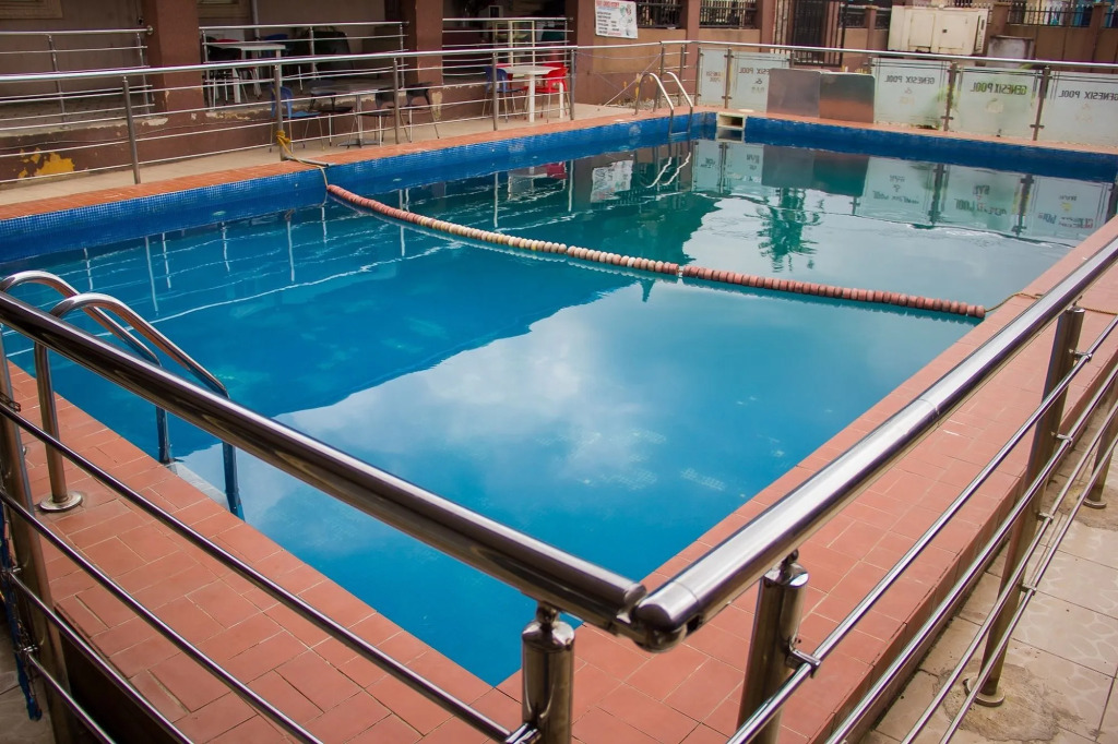 De Genesix Hotel