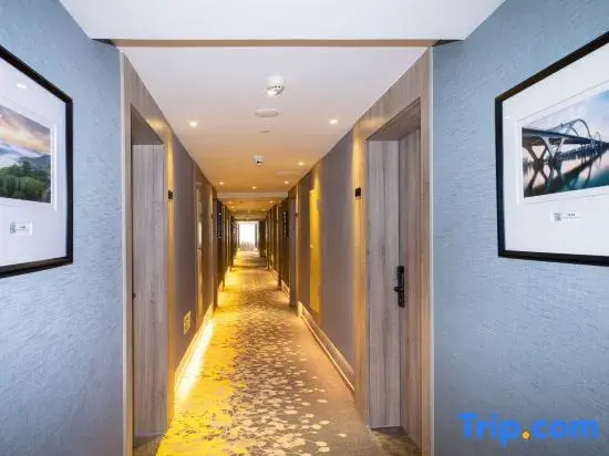 Youcheng Hotel (Liuzhou High-Speed Railway Station Ma'anshan Park)