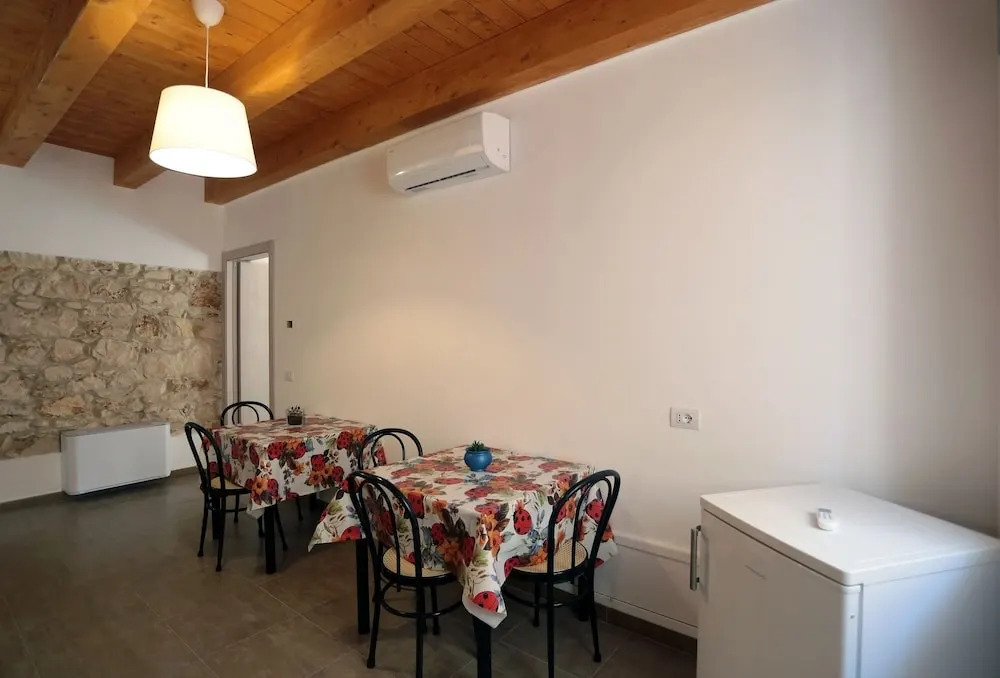 Stylo House