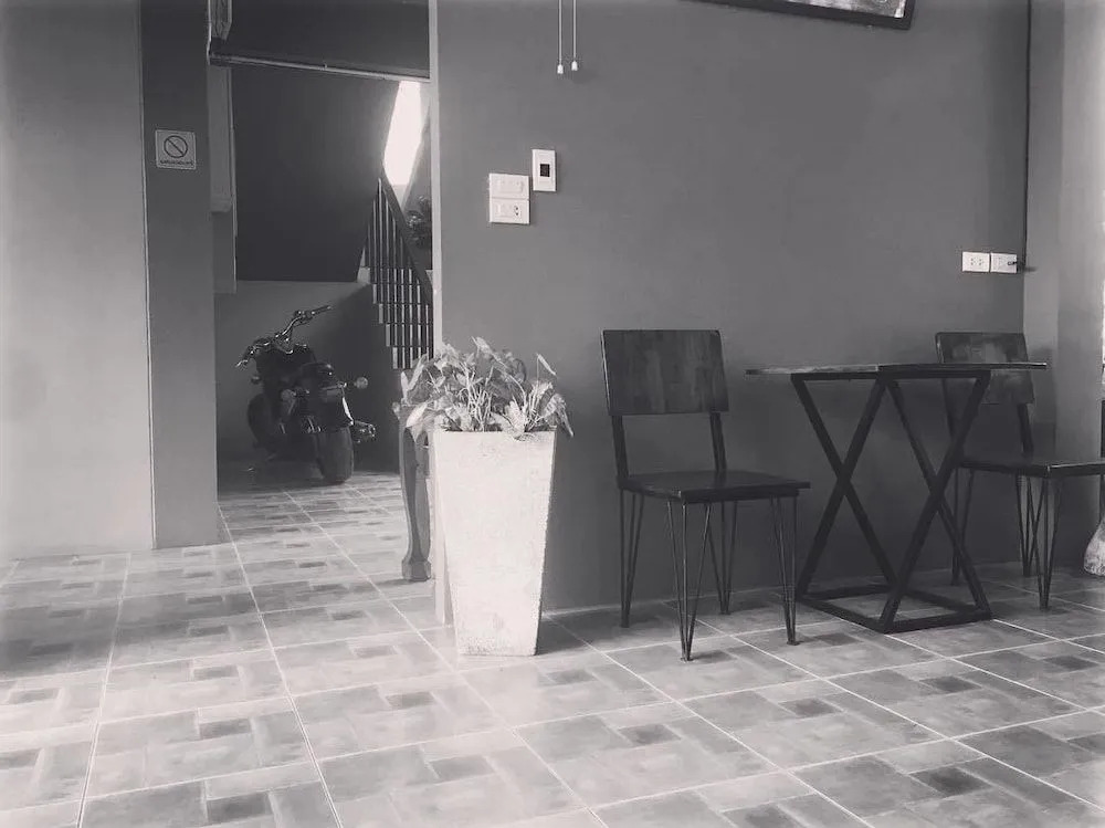 CalmPoshtel