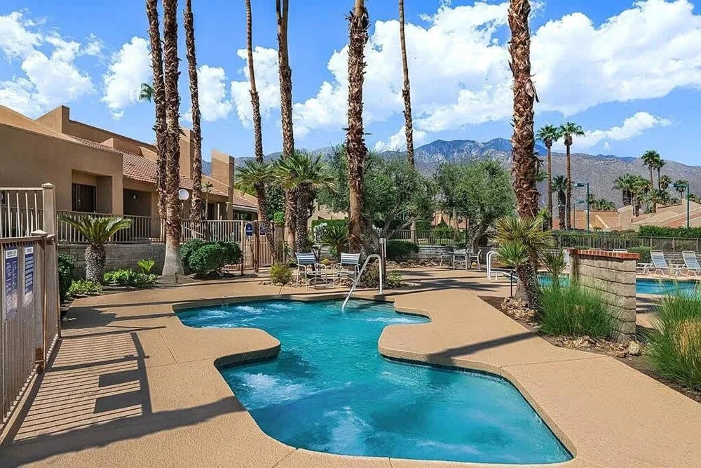 Paradise at the Pointe