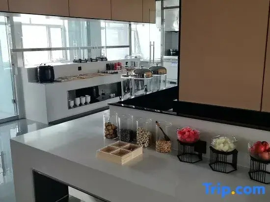Jinyi Preferred Hotel (Chayouhouqi Government Affairs Service Center Branch)