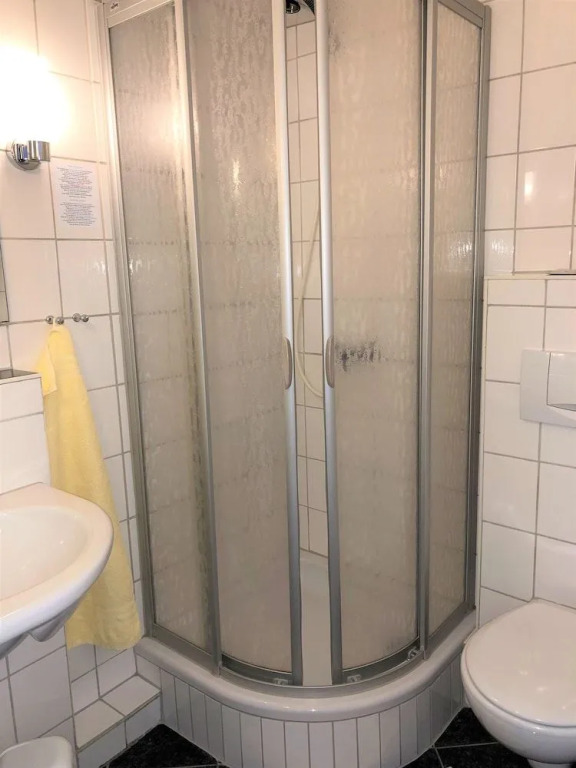 Hotel Orthwein -kostenfreie Parkplätze