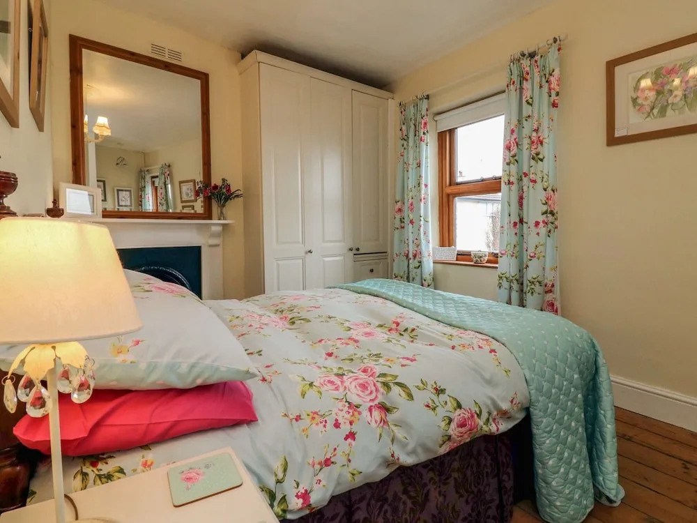 Elm Cottage