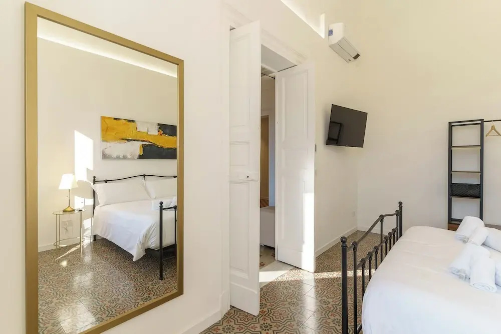 KleoSuites