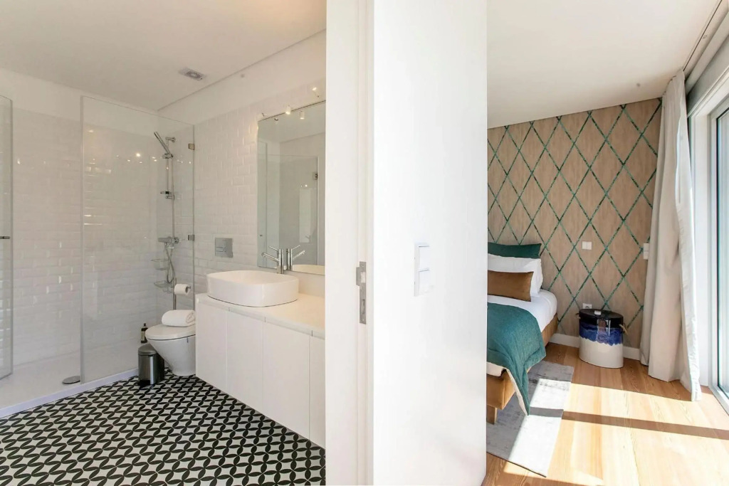Luminous Premium Loft w/AC & Terrace by LovelyStay