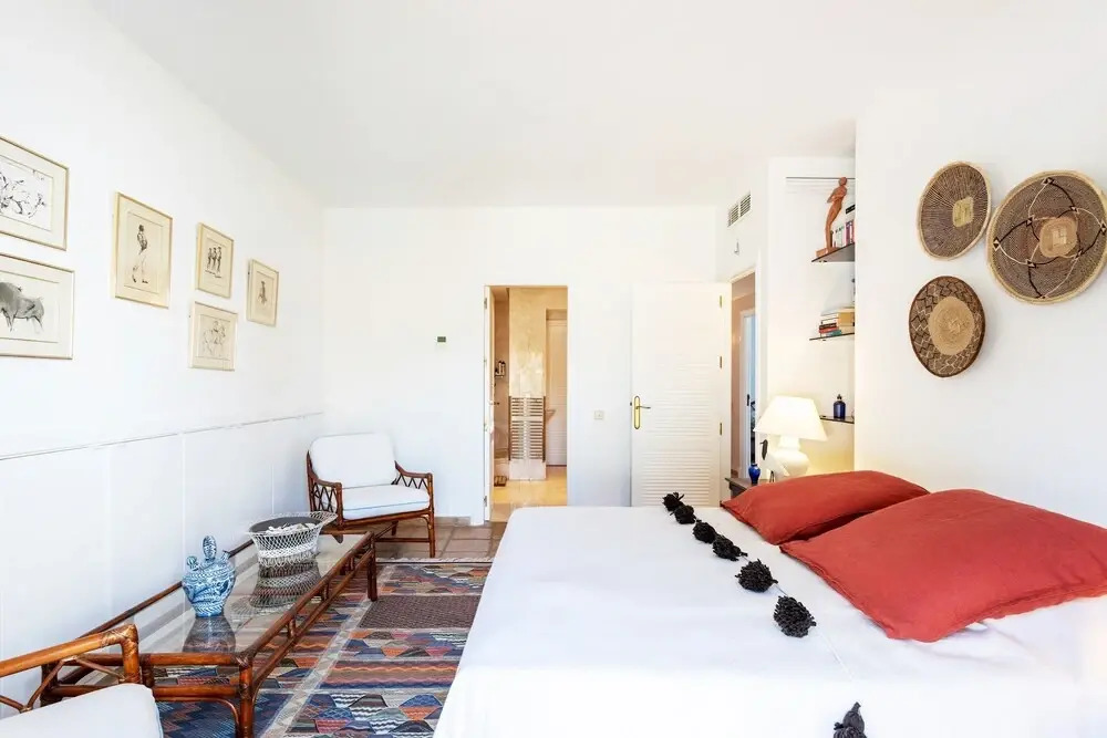 Exclusive Apartment, 200m2, Near Puerto Banus, Señorío de Marbella