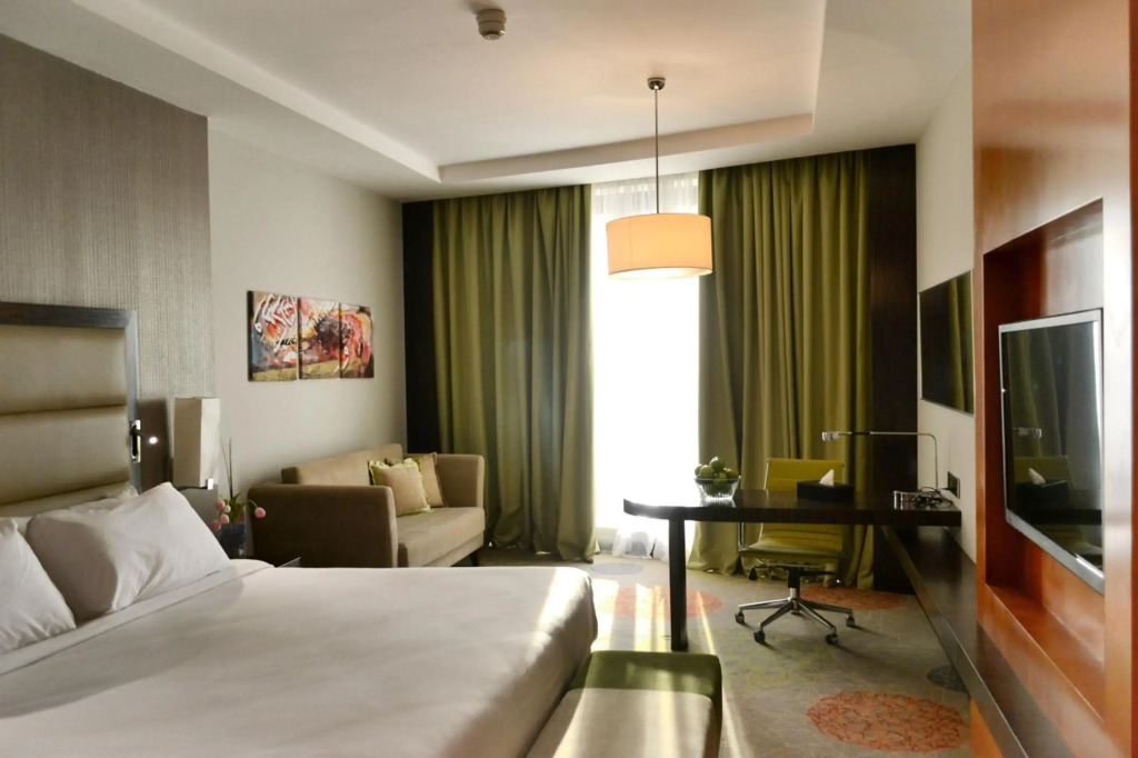 Holiday Inn Jeddah Gateway by IHG