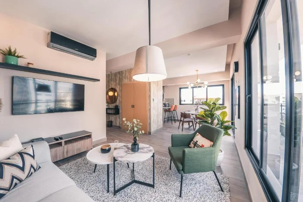 Regatta Living Hotel