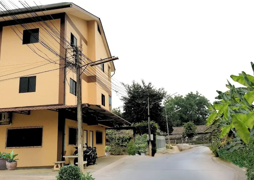 MeeTHan House