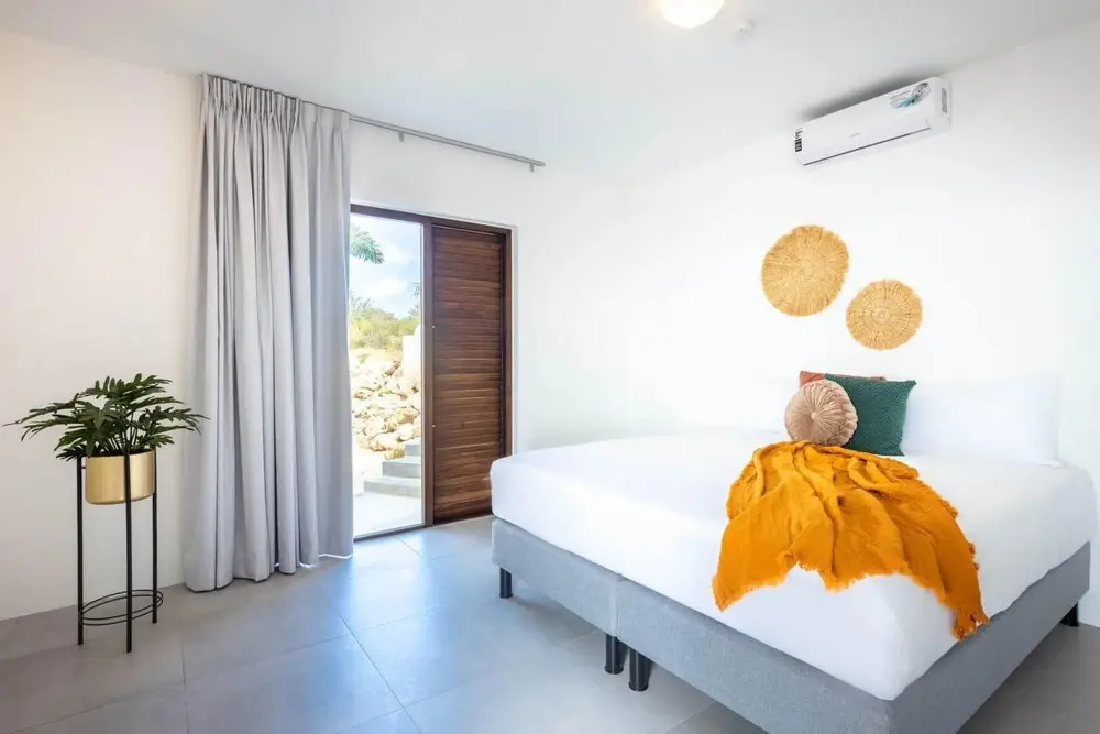 La Perla Chic Panoramic Designer Villa