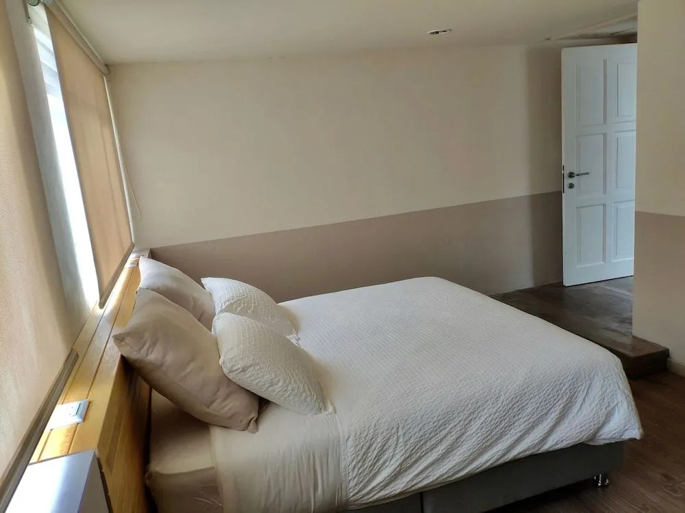 The Milagro Guest House