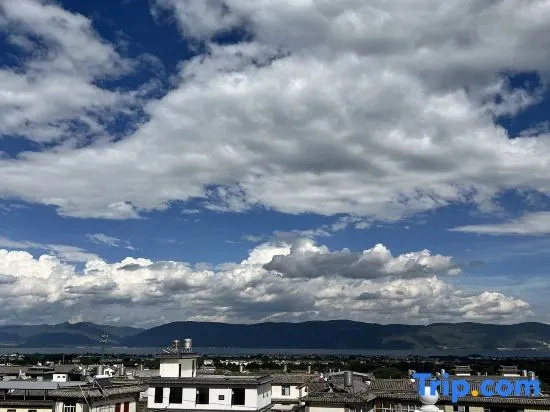 Dali Heyoushe Homestay
