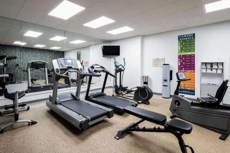 La Quinta Inn Suites White Plains Elmsford