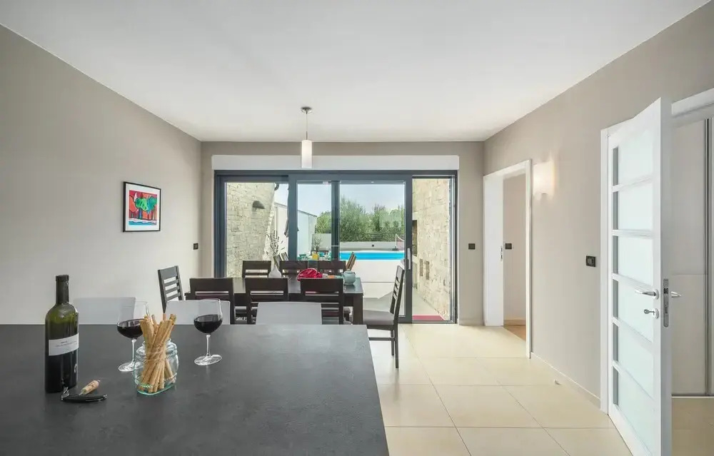Awesome Home in Valtura with Hot Tub, WiFi & 3 Bedrooms