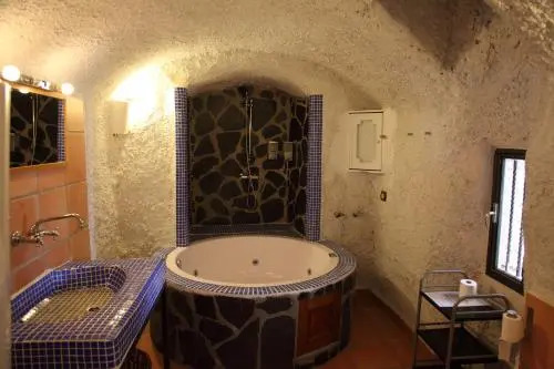 Cuevas La Tala