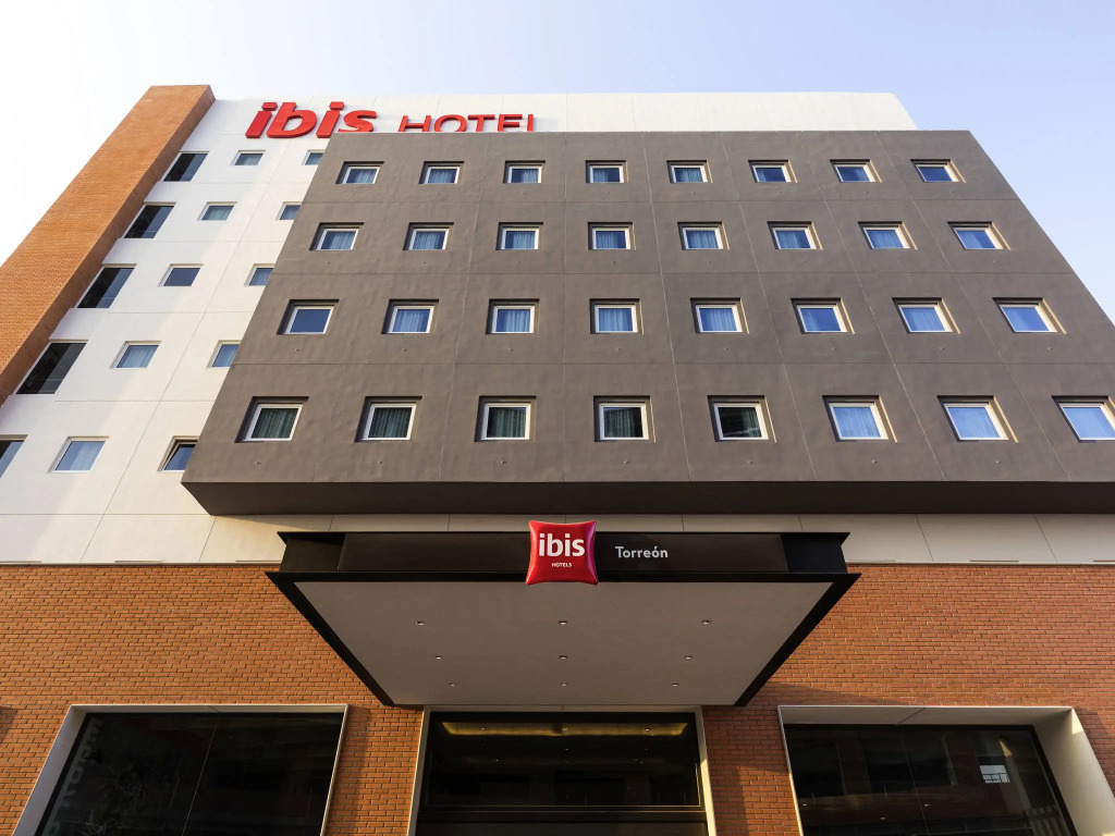 Ibis Torreon