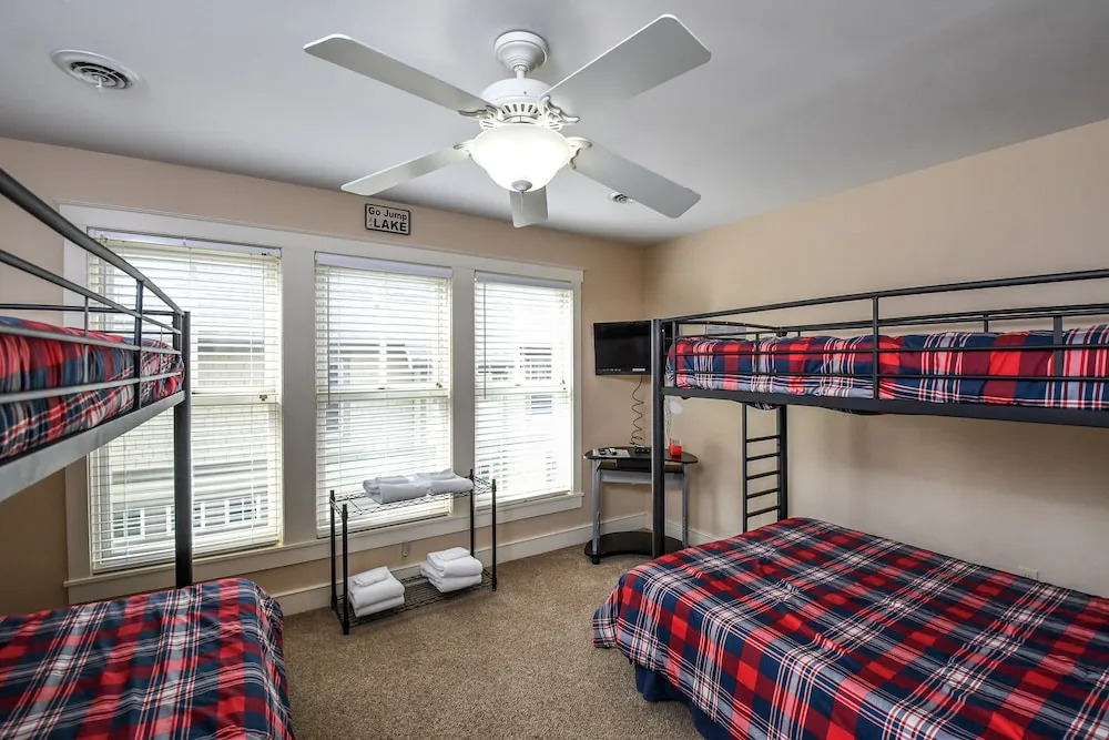 Just Relax 4 Bedroom House